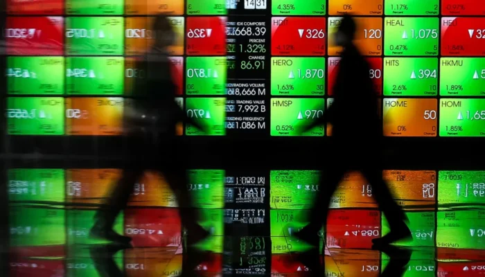 IHSG Ditutup Melemah, Hari Ini Diprediksi Kembali Bergerak Positif