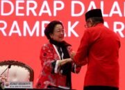 Tangis Megawati Iringi Kedatangan Hasto di Kongres ke-6 PDIP