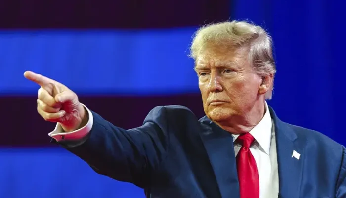 Trump Kerahkan Dua Kapal Selam Nuklir Usai Ancaman Medvedev
