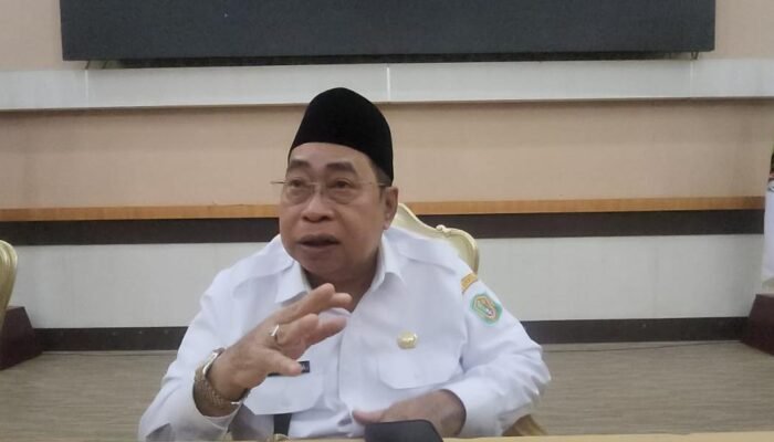 Adhan Dambea Bongkar Dugaan Korupsi Obat RS, Oknum Terancam Dipecat
